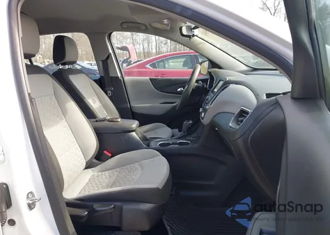 2019 Chevrolet Equinox Ls z USA, uszkodzony, nr VIN 3GNAXSEV6KS599683